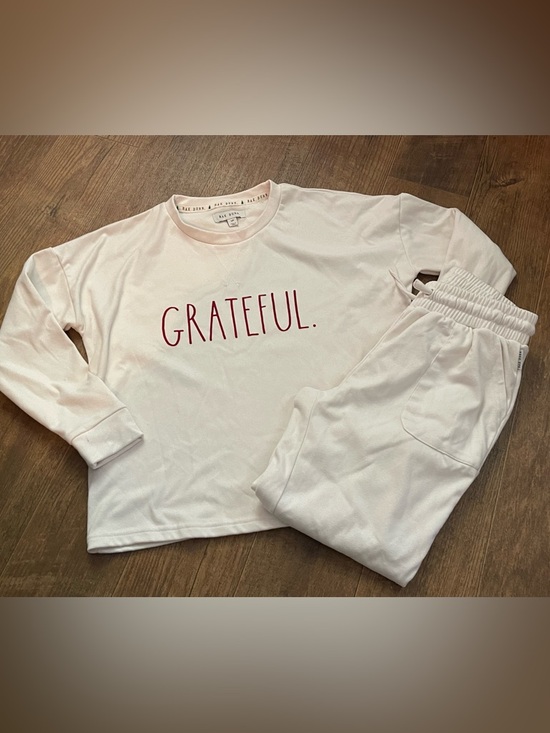Rae Dunn Pants - Rae Dunn Women’s  "Grateful" Long-Sleeve Sweatshirt & Jogger Set